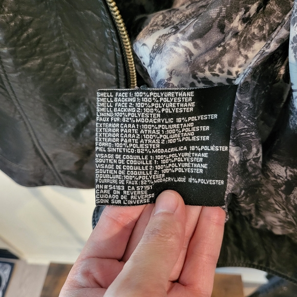 Woman's Guess Jaket, leather, gold zipper, punk, grunge - Picture 3 of 9